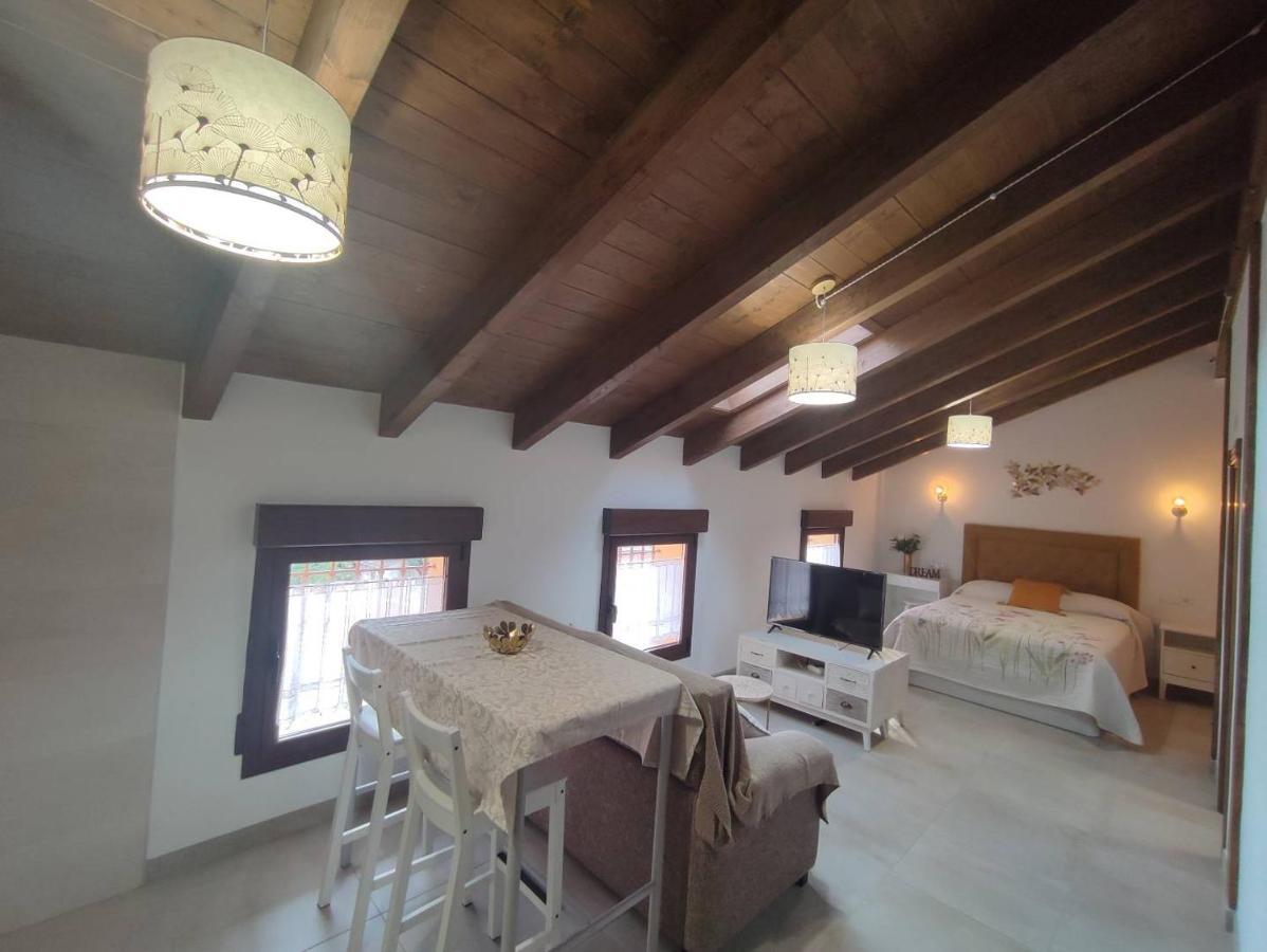 Penafiel Dreams Con Jacuzzi Apartment Luaran gambar